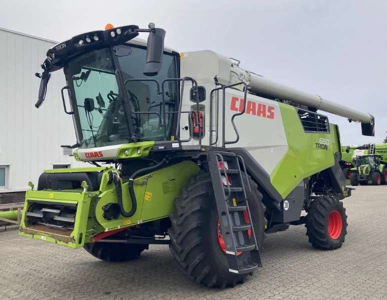 CLAAS TRION 650