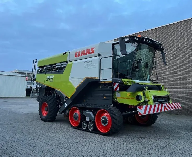 CLAAS LEXION 8600 TERRA TRAC
